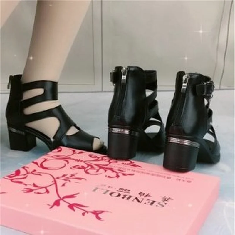 2022 New Woman Summer Sandals Roman Fish Mouth Women\'s Thick Heel High-heeled Shoes Thick Sole Versatile Middle Heel Women Shoes