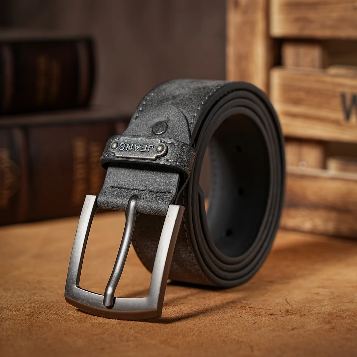 Ein lässiger, individueller und Retro-Gürtel, Bekleidungszubehör im Western-Stil, Metallschnalle, PU-Gürtel, geeignet für Männer und Frauen – Detail 10