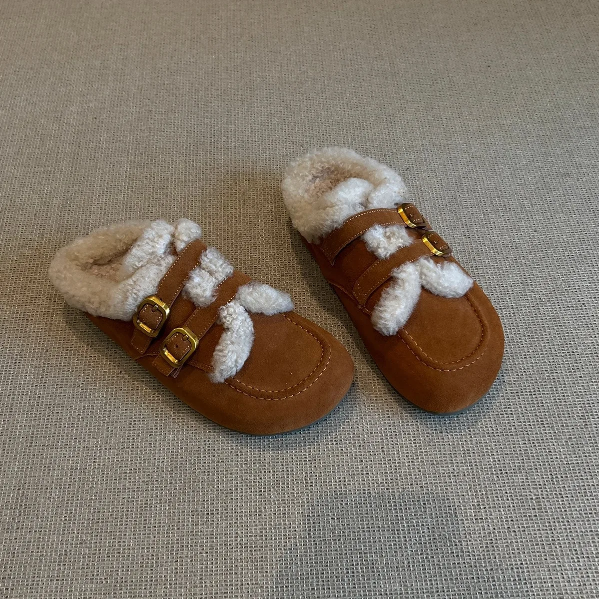 

Женская хлопковая обувь, теплая удобная нескользящая повседневная обувь, пряжка на ремне, шерстяная подкладка, женские плюшевые тапочки, зимняя мода, новинка