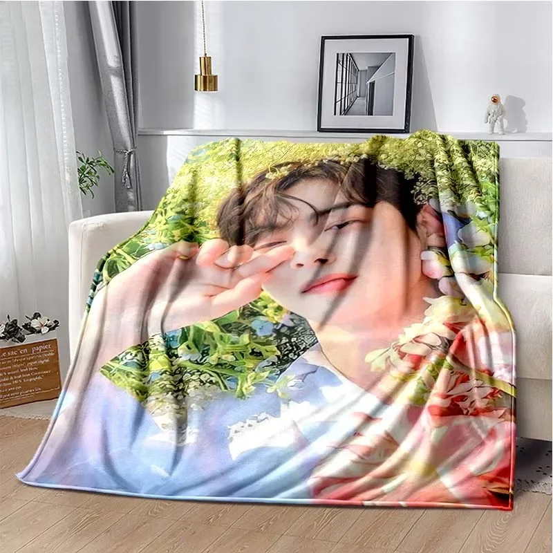 

Popular Korean Actor Cha EunWoo Blanket Star Art Flannel Soft Warm Throw Blanket for Bed Bedroom Picnic Blanket Gift for Fans