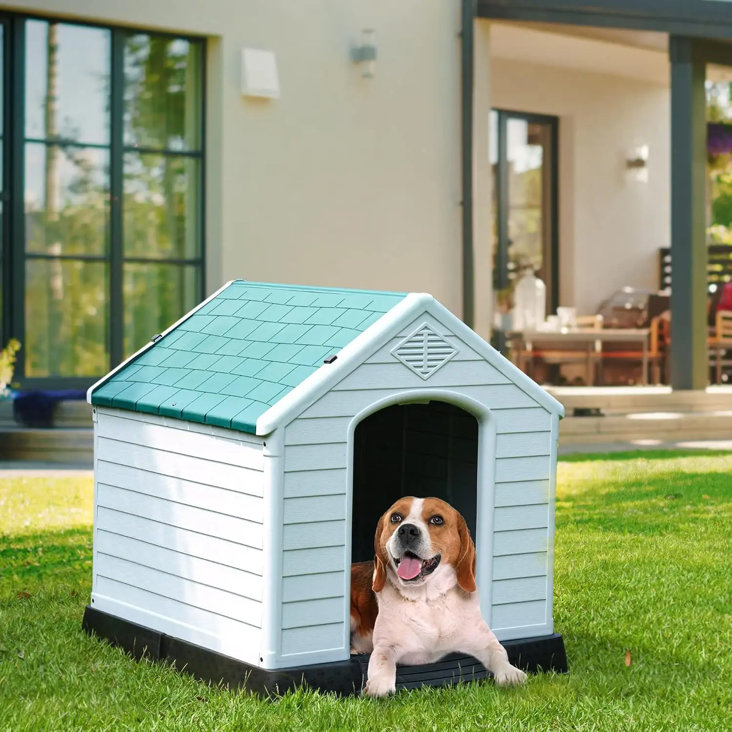 28.5'' Plastic Dog House Outdoor Indoor Doghouse Puppy Shelter Water Resistant Easy Assembly Sturdy Dog Kennel with Air Vents