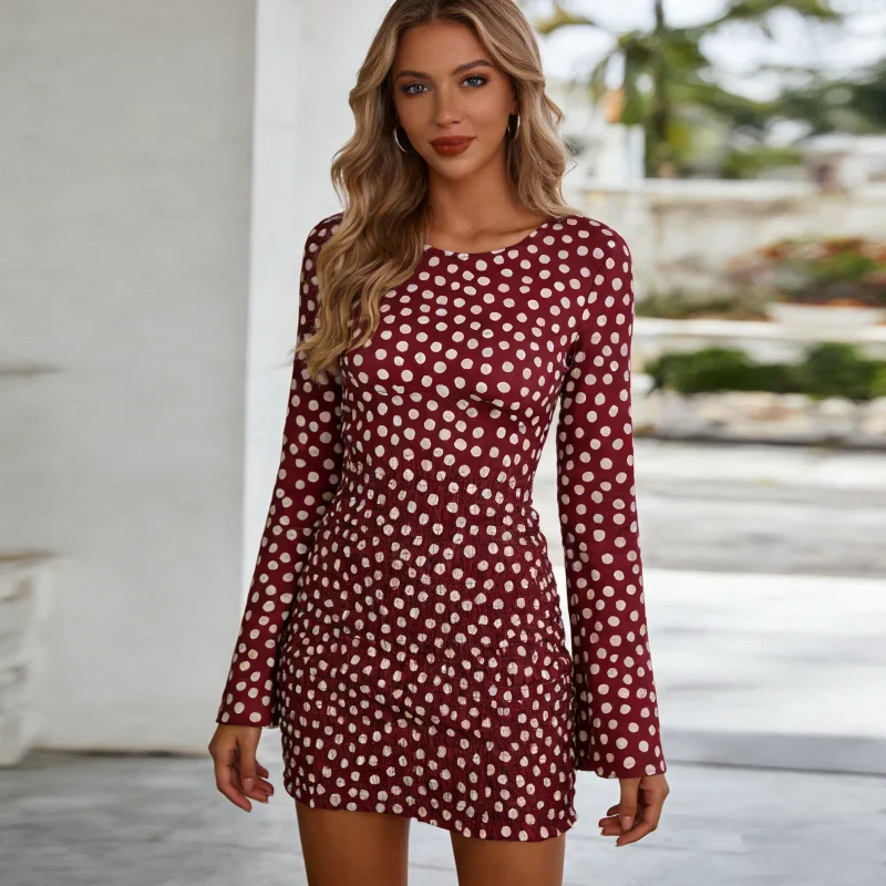 เดรสสปริง Y2K ผู้หญิง ทรงเข้ารูป เซ็กซี่ สไตล์มินิเดรส สำหรับงานปาร์ตี้ สีแดงเบอร์กันดี ลายจุด แขนยาว ทรงบอดี้คอน ลำลอง คอกลม ใส่ได้ทุกวัน