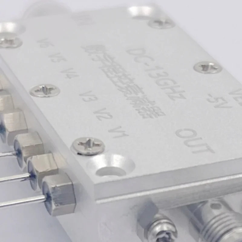 DC-13G Ultra Wideband Digital yang dapat diprogram Attenuator RF Attenuator dapat disesuaikan atenuator CNC