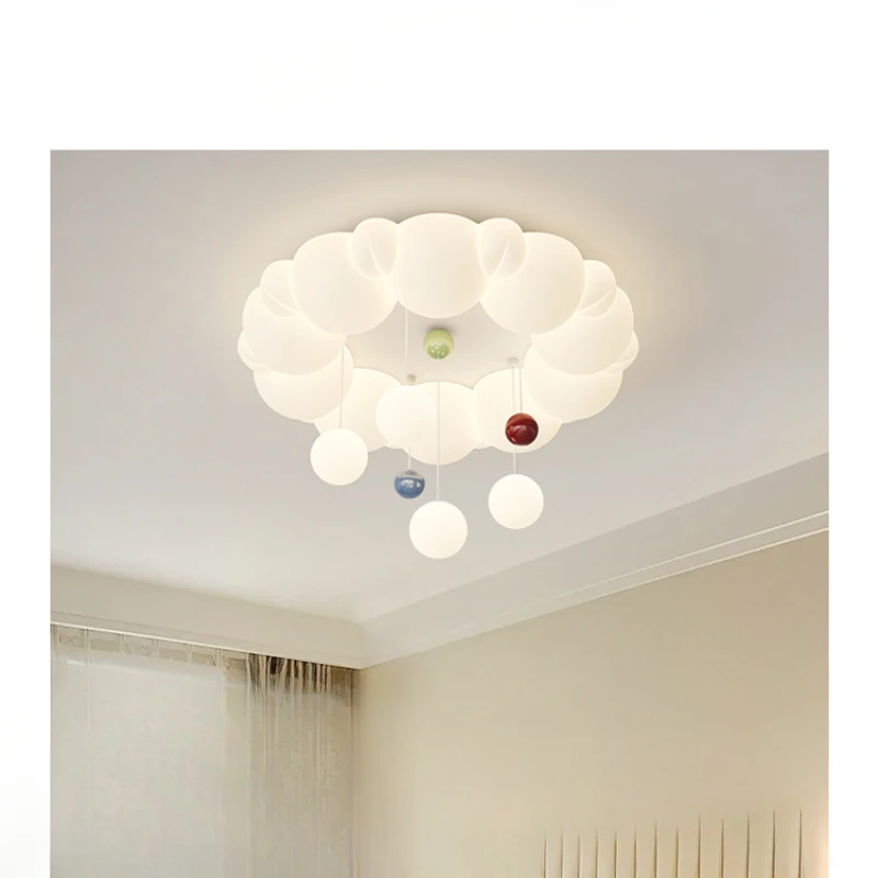 Full-spectrum eye protection, cream style, simple bubble clouds, bedroom lights, warm and romantic, children's room lamps