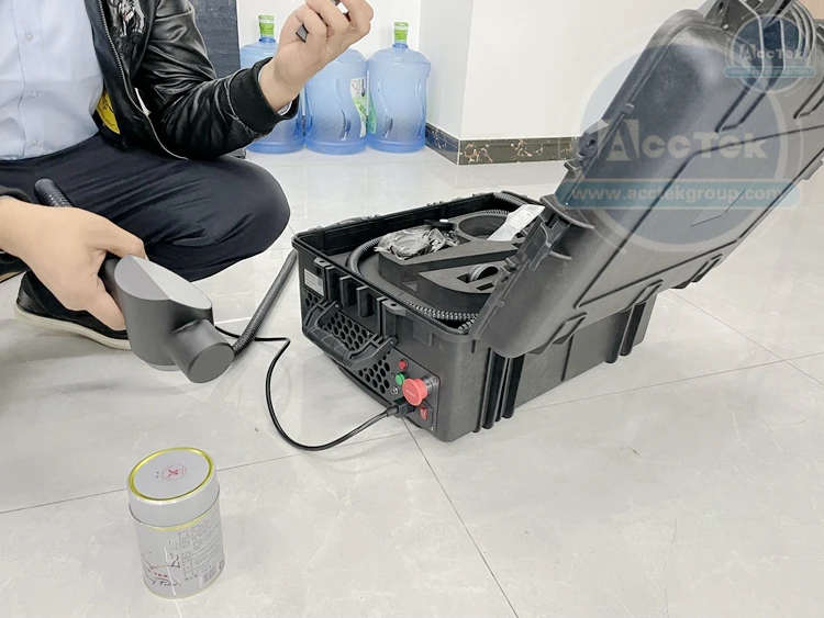 High Quality Mini Pulse Laser Rust Removal Machine Cleaner Laser Cleaning Machine For Paint