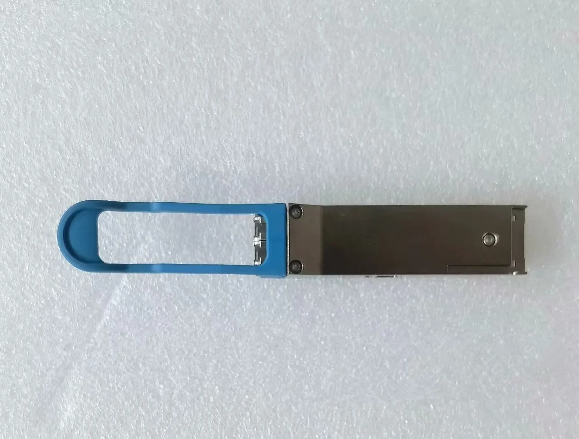 0F8CG0 QSFP-40G-LR4 FTL4C1QE2C-FC QSFP 40G 10KM Fiber Optical Transceiver LC Interface