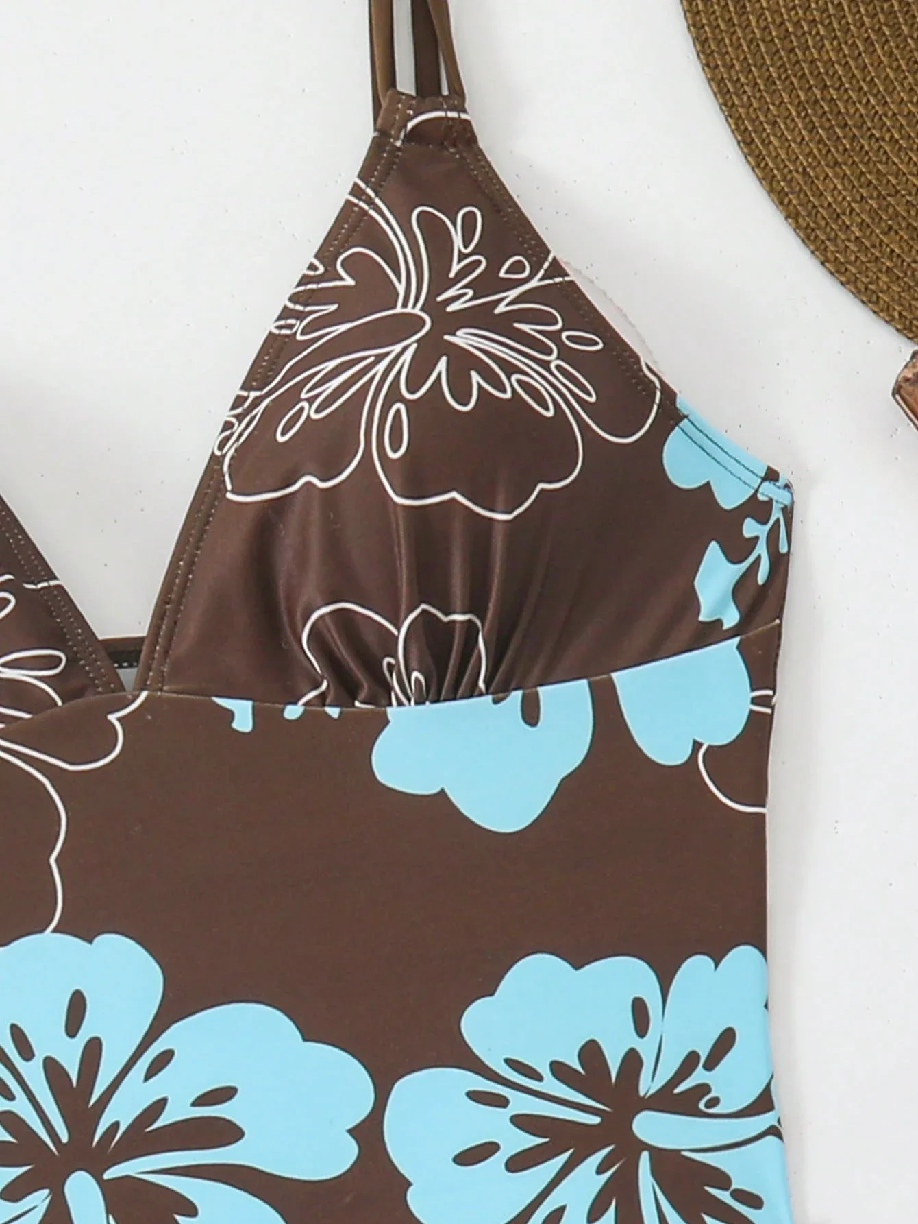 

Женский слитный купальник с цветочным принтом, расклешенным подолом и юбкой, пляжное платье-купальник