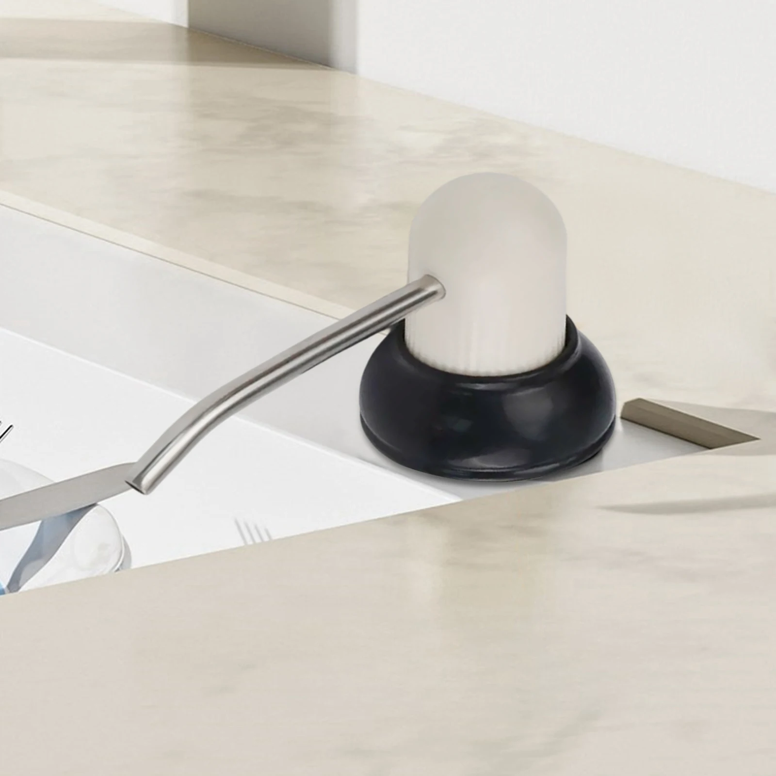 

Дозатор для мыла с удлинительной трубкой 40 дюймов для удобной подачи жидкости на кухню или в ванную комнату, совместим с различными жидкостями.