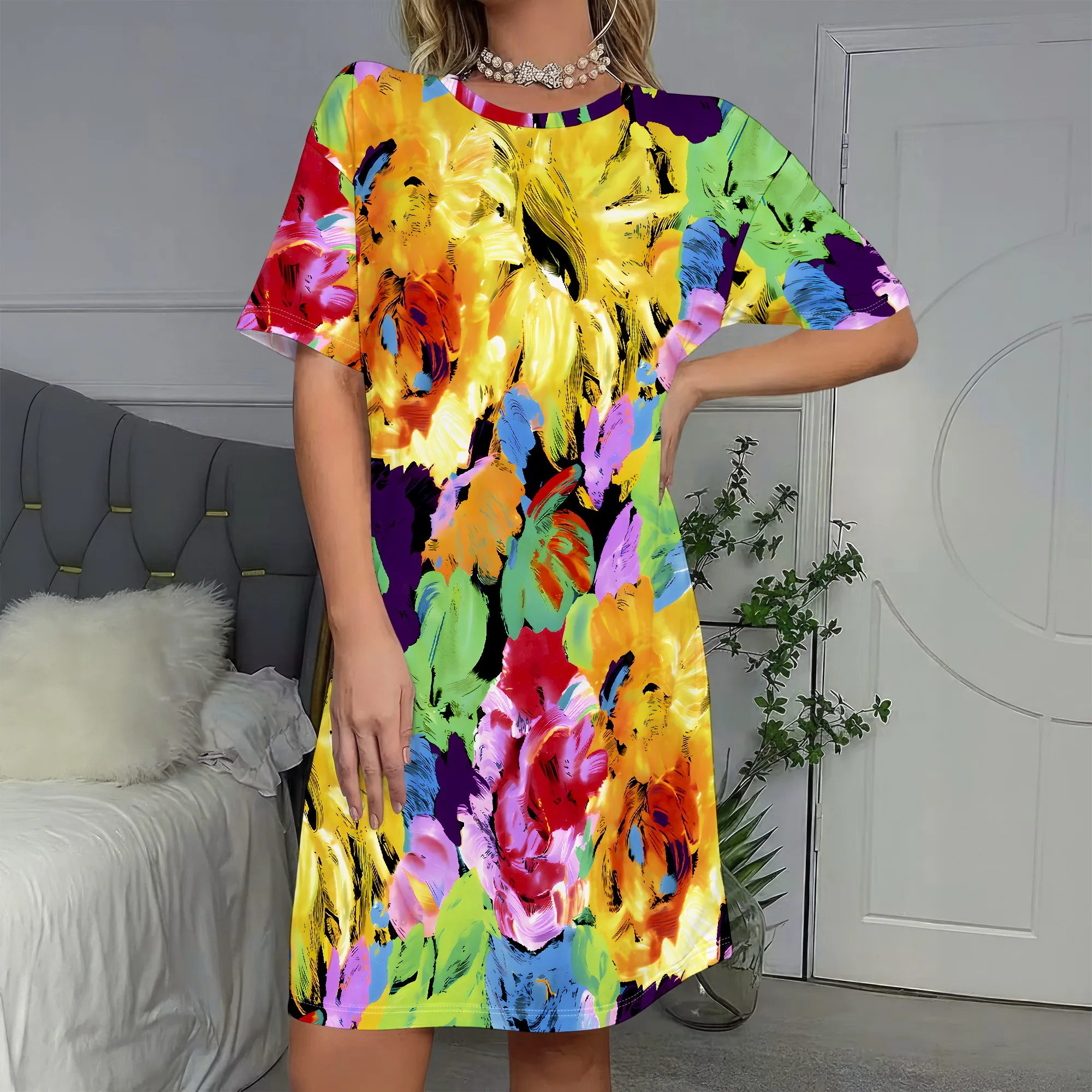 

Vibrant Floral Print Short Sleeve Dress, Artistic Abstract Pattern Mini Dress, Colorful Summer Casual Wear for Women, S-2XL