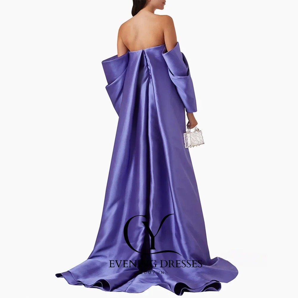 CUYUN シンプルなイブニングドレス カスタマイズされたストラップレス オフショルダー プリーツ スイープトレイン アラビアン パーティードレス ラベンダー プロムガウン 女性用