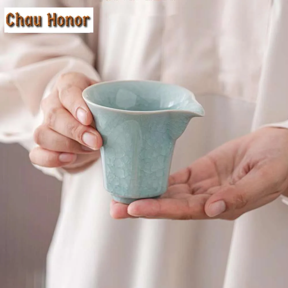 

Handamde Ru Kiln Porcelain Tea Pitcher Creative Ice Flower Glaze Divide Tea Coffee Cha Hai Justice Cup Teaset Craft Supplies