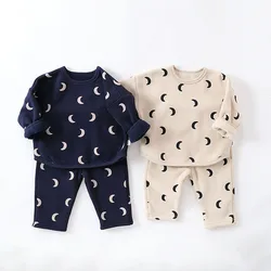 Autumn Winter 2024 Ins Baby Boys 2PCS Clothes Set Long Sleeve Moon Print Pullover Elastic Plush Pants Suit Newborn Boys Outfits