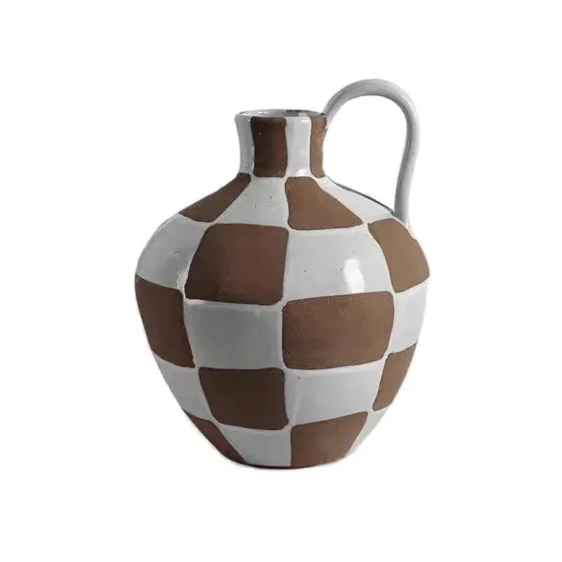

French medieval black coffee binaural ceramic vase living room model room soft hand-painted checkerboard flower jewelry ornament