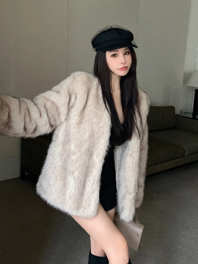 

2024 Women V-Neck Covered Button Plush Faux Fur Jacket Winter New Korean Advanced Sense Tie Dye Design Fashion Mid Length Coat