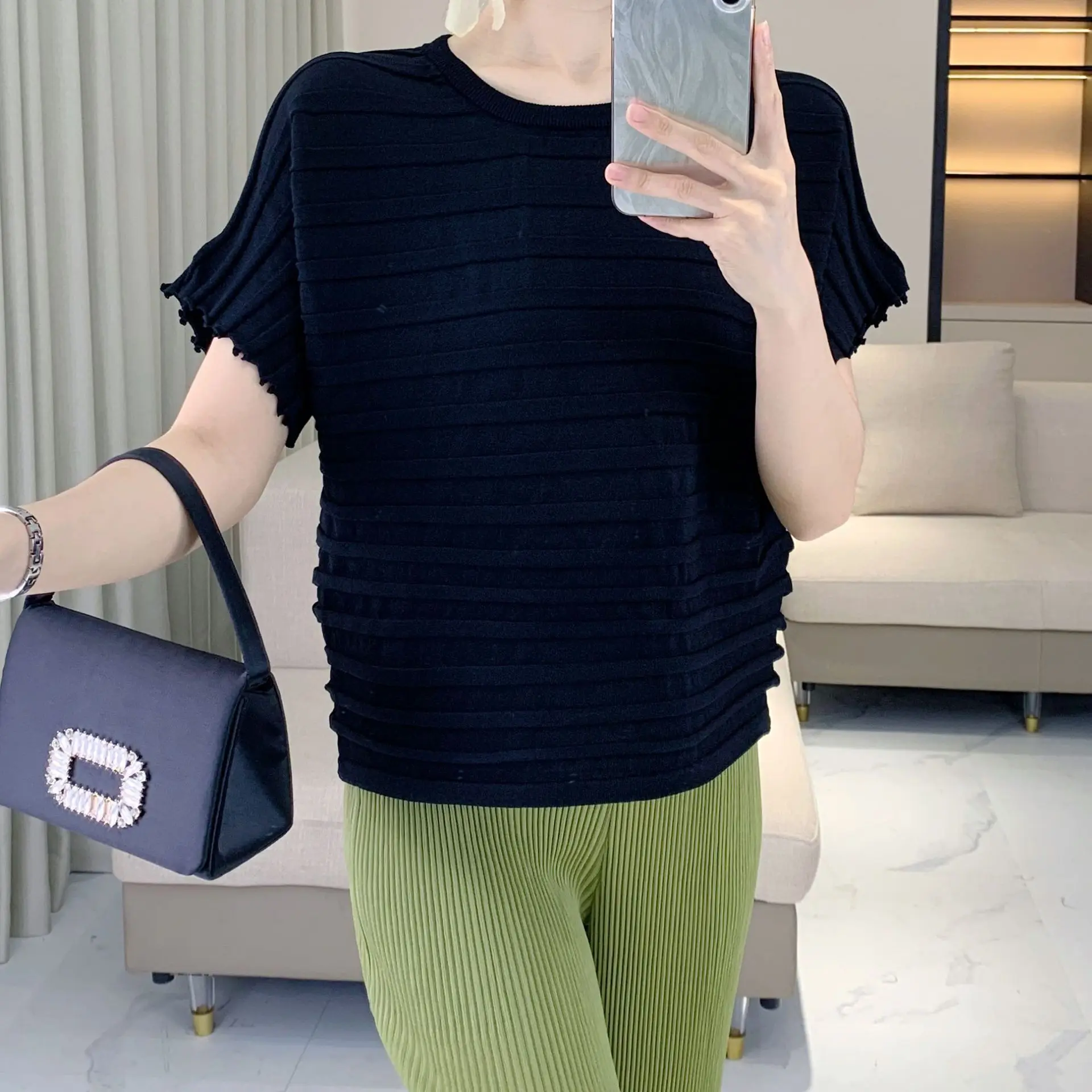 Miyake nouveau T-Shirt femme col rond tricoté mode Plisse ample femmes polyvalent plissé couleur unie à manches courtes haut