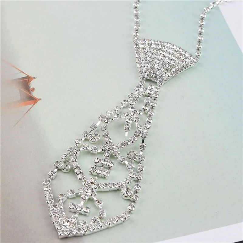 1pc Women Sexy Glitter for Rhinestone Necktie with Adjustable Long Chain Hollow Clavicle Shiny Jewelry Diamond Necklace Chok