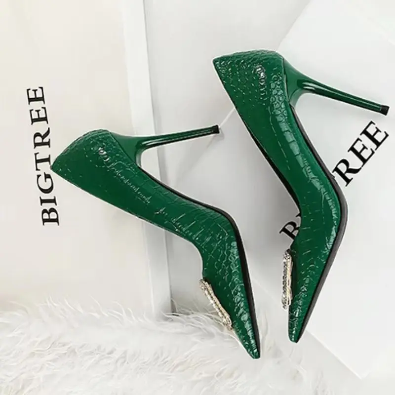 

BIGTREE Western Style Sexy Party Pumps 10cm Super High Heels Serpentine Patent Leather Shallow Pointed Toe Crystal Buckle Shoes