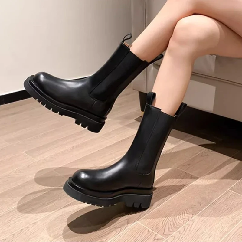 Classic Chelsea Boots Women's Black Ankle Boots Autumn and Winter Shoes Leather Thick Sole Booties Slip-on Elastic Strap Booties