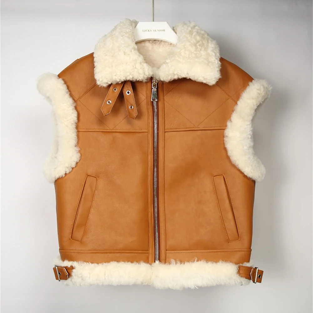 2023 New Bazaar Lamb Sheepskin Fur Vest Women Autumn Winter Real Fur Vests Fashion Slim Fur Outerwear