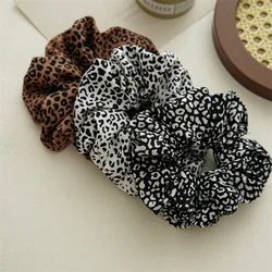 Korean Women Elegant Autumn and winter Elastics Hair Band Retro Leopard Print Scrunchies Hair Ties Ladies Ponytail Hold Hair Acc