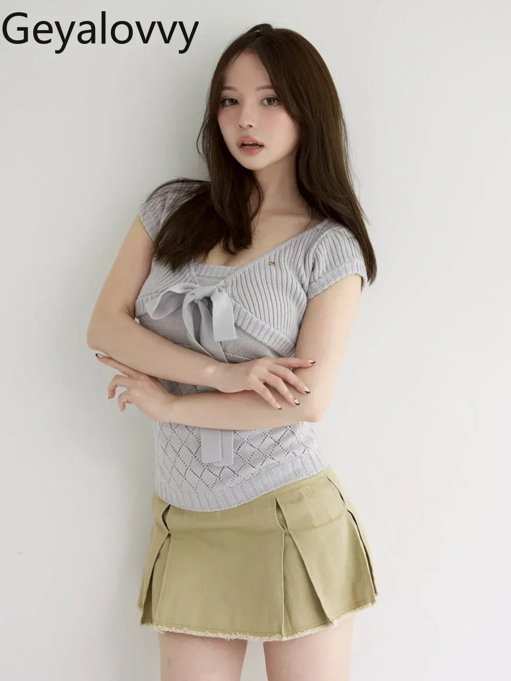 

2025 New Knitted Short Sleeve Top Bowknot Diamond Hollow Design Two Piece Sets Versatile Japanese Style Women's Tops Summer