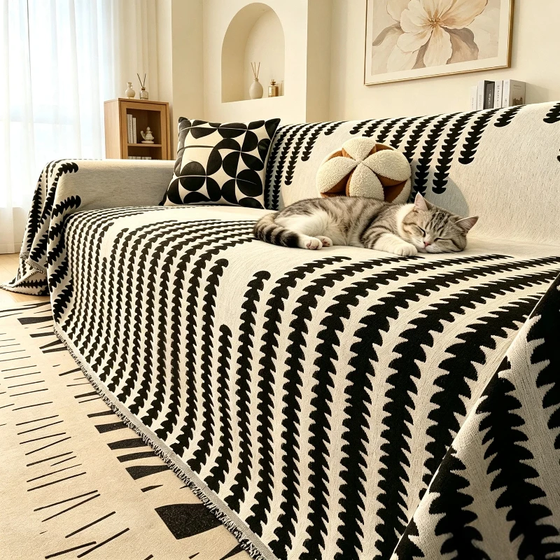 Thick Chenille Sofa Towel Classic Black Striped Sofa Blanket Suitable For All Seasons Office Shawl Blanket Home Decor