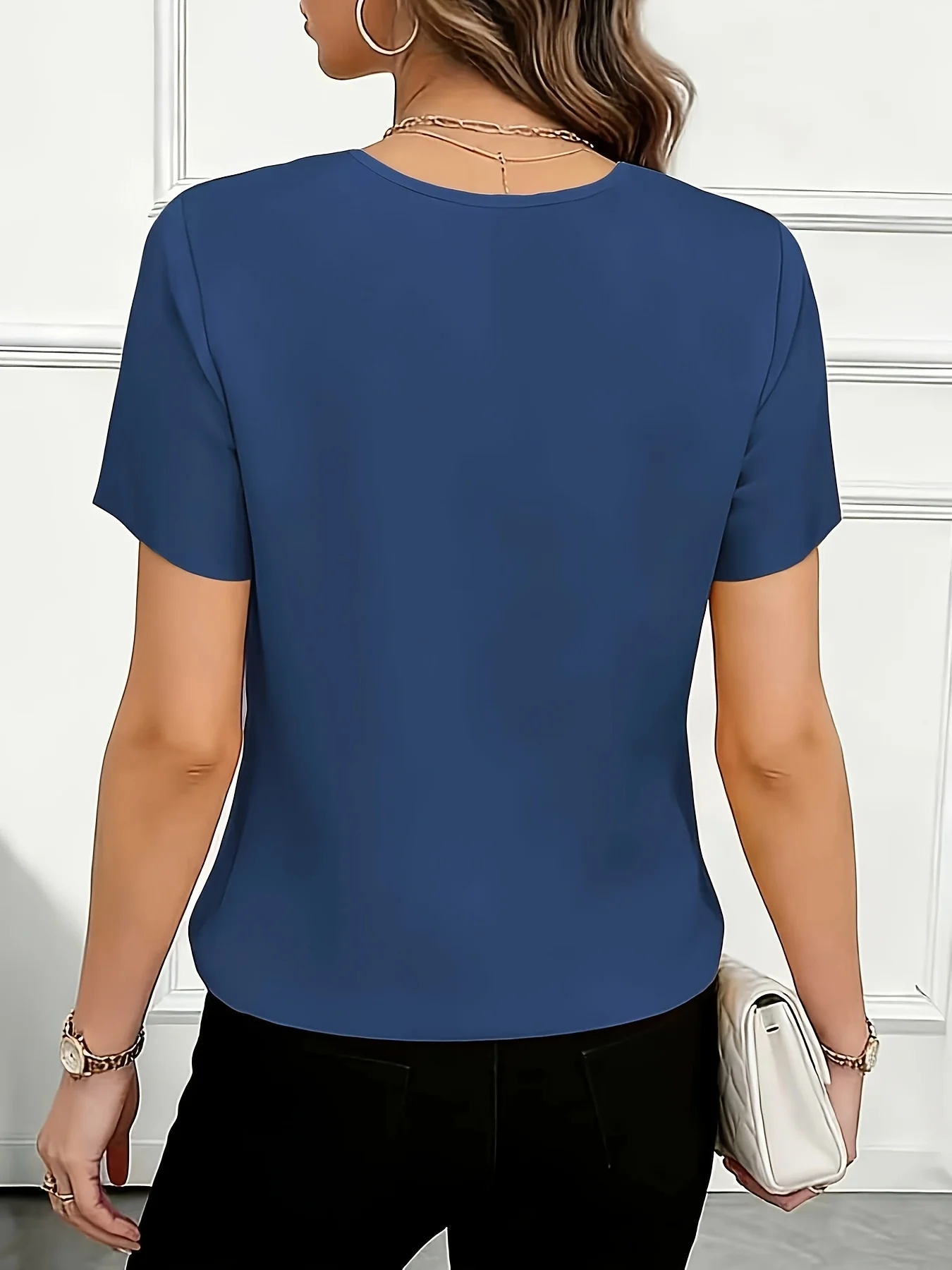 Elegante, lässige Damenbluse mit kurzen Ärmeln – perfekt für den Wochenendurlaub – Detail 2