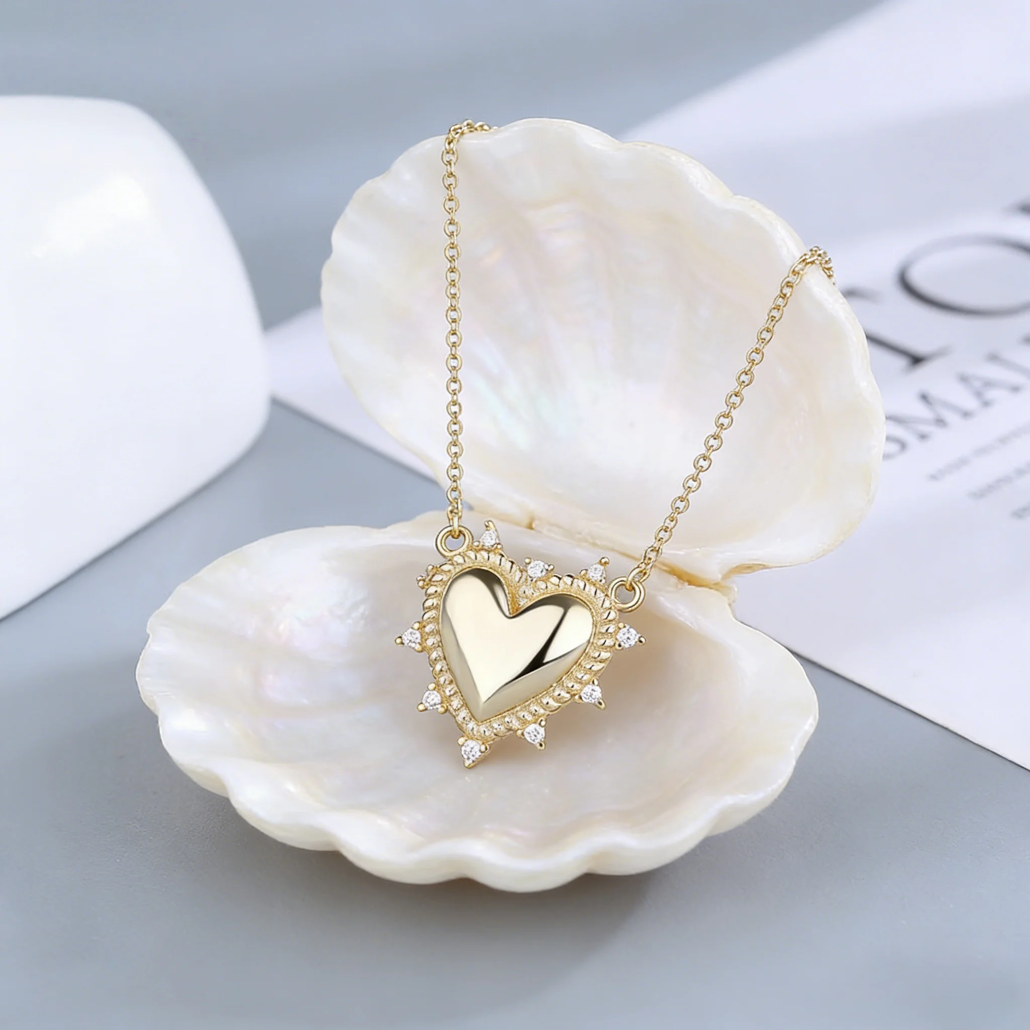 

Aurora Heart Necklace for Women, Sunlight Gold Plated Love Token Pendant, 3D Hollow Openwork Fine Jewelry for Weddin