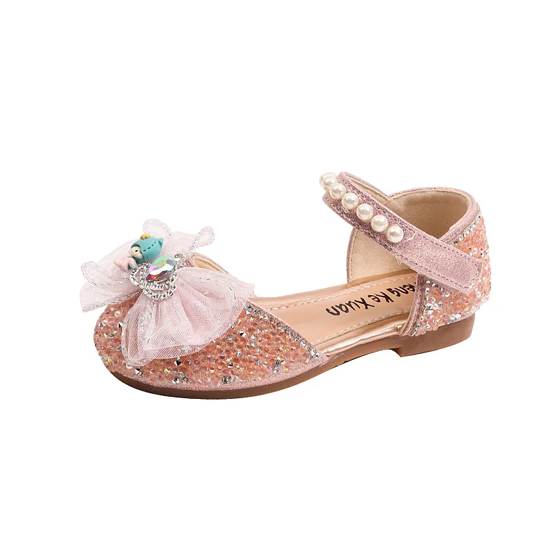 Sandália plana com coroa e gravata borboleta para meninas, sapatos princesa, festa de casamento causal, balé infantil, moda infantil, doce, novo, verão