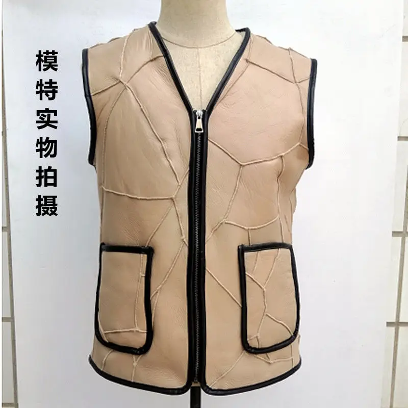 Winter Sheepskin Fur Vest Sheep Shearling Vest Thickened Warm Leather and Wool Vest Same Style for Men and Women