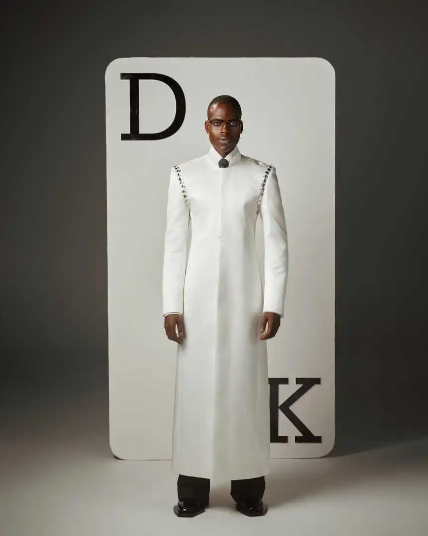 Men White Long Formal Coat Mandarin Collar Crystal Shoulder Jacket Luxury Wedding Prom Outfit Custom Made M264026