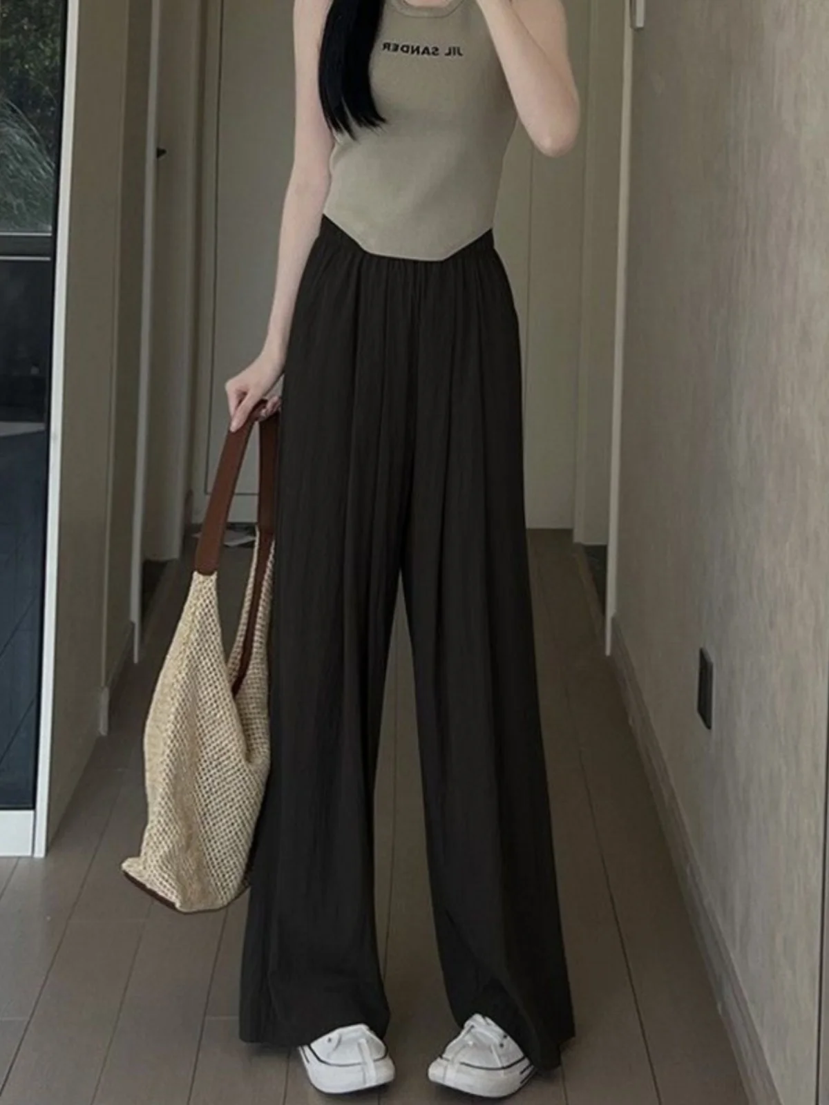 بنطلون نسائي واسع الساق من الحرير الصناعي للصيف، خفيف وفضفاض بخصر مرتفع وتصميم كوري أنيق للعمل