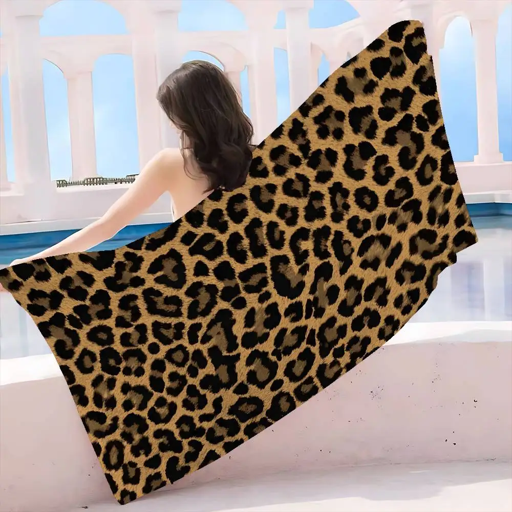 Leopard Print Beach Towel Absorbent Quick Dry Sandproof Microfiber Towel for Adults Ideal for Swimming Pool Travel Camping
