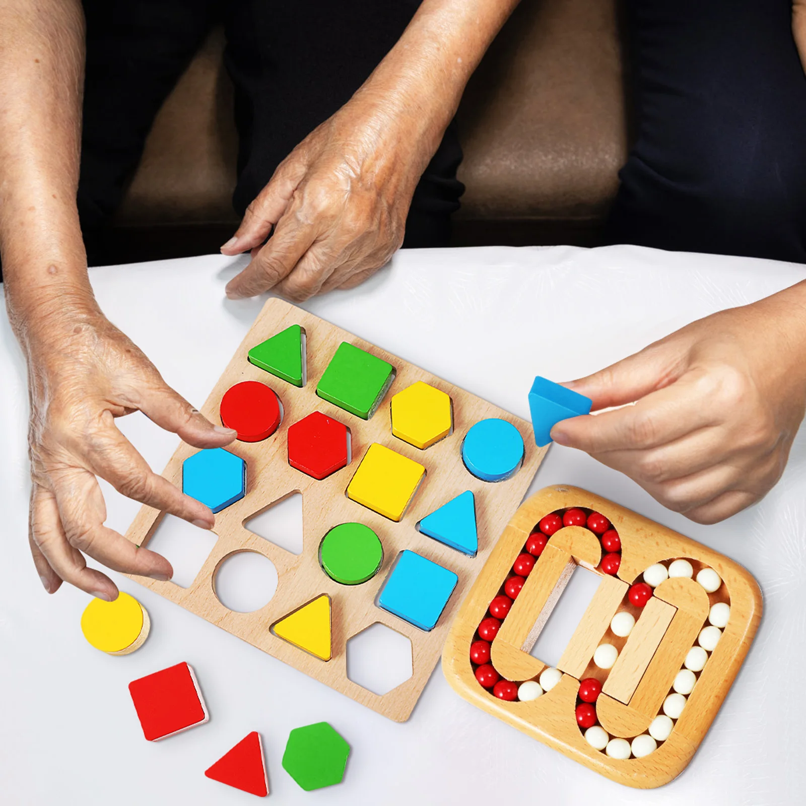 1 zestaw Drewniane Puzzle dla Seniorów Geometryczne Łamigłówki Gry Rozwijające Mózg Aktywność Stymulująca Poznawczo Obrotowe Puzzle z Fasolkami dla Osób Starszych