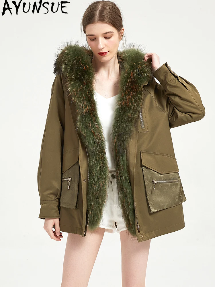 معطف فرو أرنب ريكس من AYUNSUE 2025 سترة من الفرو الحقيقي ملابس شتوية للنساء معاطف نسائية بياقة من فرو الراكون الدافئ معاطف نسائية