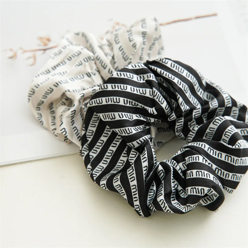 Newest Korean Woman Big Elegant Silk Elastics Hair Band Scrunchies Hair Ties Ladies Ponytail Hold Hair Accessories