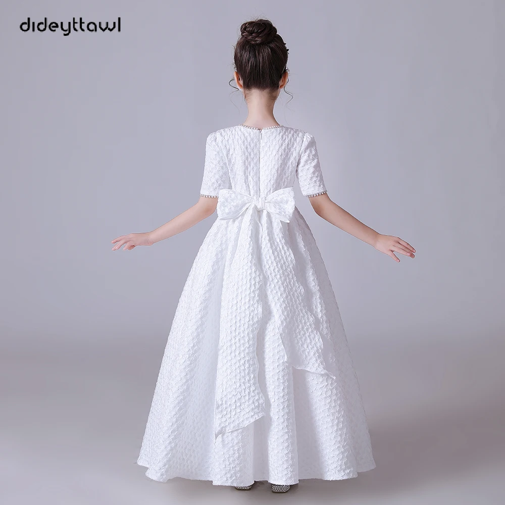 Dideyttawl Maßgeschneidertes weißes Puffrock, elegantes Blumenmädchenkleid für Hochzeit, Party, kurze Ärmel, Konzert, Junior-Brautjungfernkleid