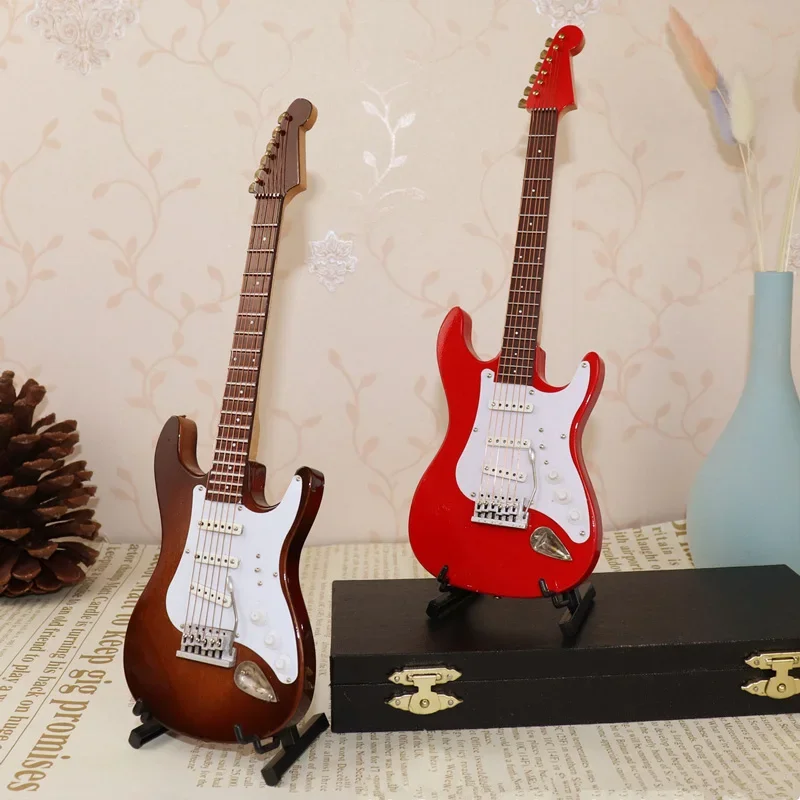 Houten Muziekinstrumenten Collection Decoratieve Ornamenten Mini Elektrische Gitaar Met Ondersteuning Miniatuur Model Decoratie Geschenken