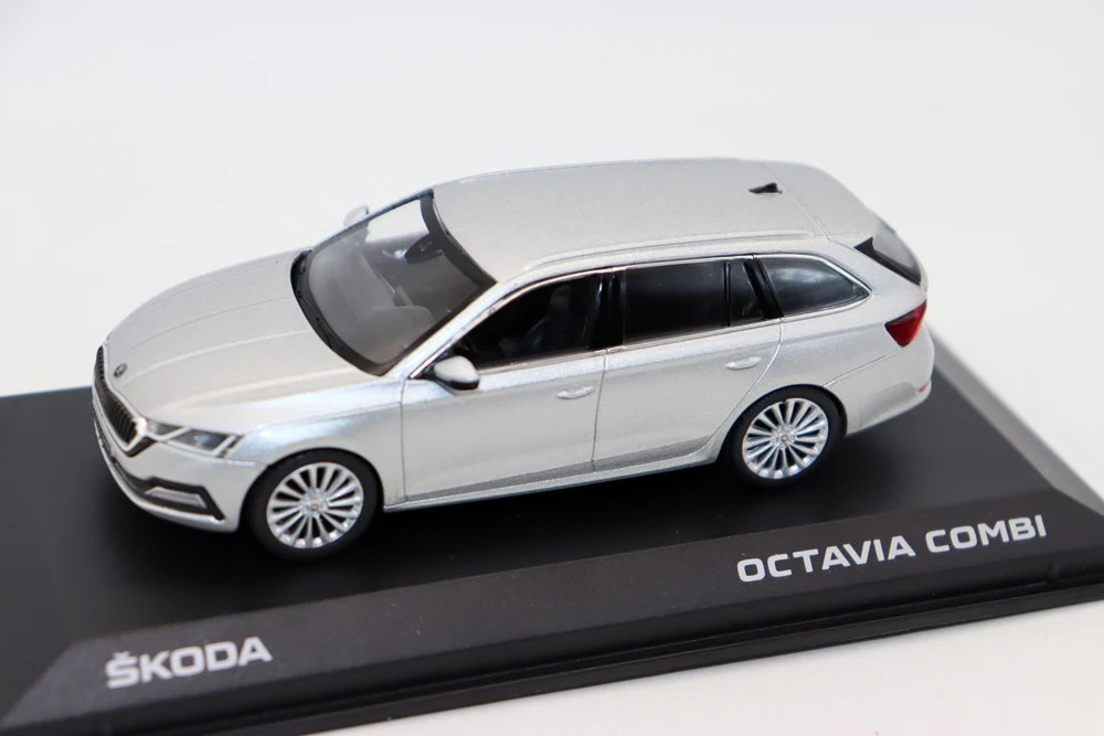 NEW Nor-Rev 1:43 Scale SkoOda Octavia Combi A8 Black Diecast Alloy Toy Cars Model for collection gift