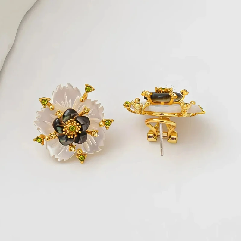 Trendy Classic New Fairy Premium Double-layer Shell Flower Earrings Light Luxury Niche Zircon Autumn Winter Earrings for Women