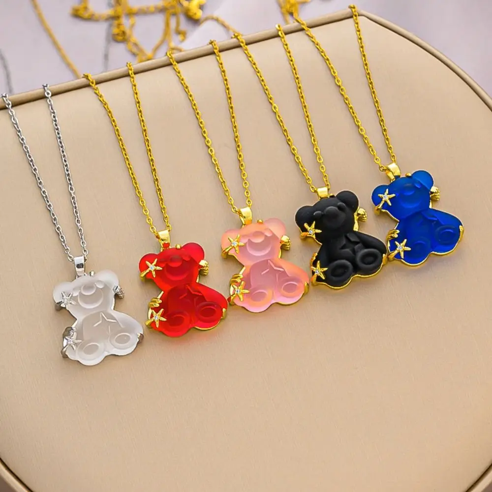 Senior Sense Cute Bear Pendant Necklace Gold Chain Titanium Steel Crystal Clavicle Chain Star Decoration Colorful Bear