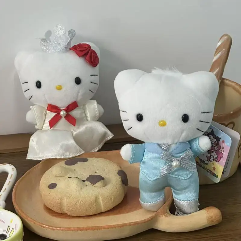 かわいいサンリオハローキティダニエルぬいぐるみペンダントクリエイティブ漫画キーホルダーぬいぐるみカップルアクセサリー友人結婚式ギフト