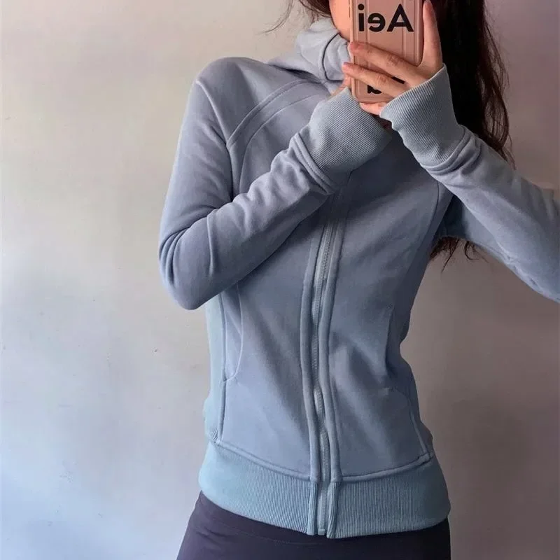 Winter New Plush Thicken Running Jacket Women Warm Tight Fitness Yoga Coat Zipper Hooded Design Sense Gym Workout Clothes