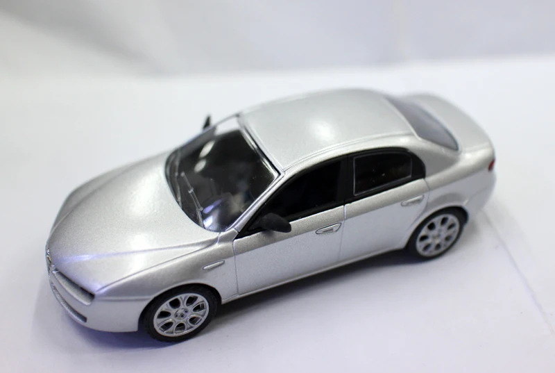 NEW 1/43 Scale Alfa Romeo 159 Diecast Toys Cars Model for Collection Gift