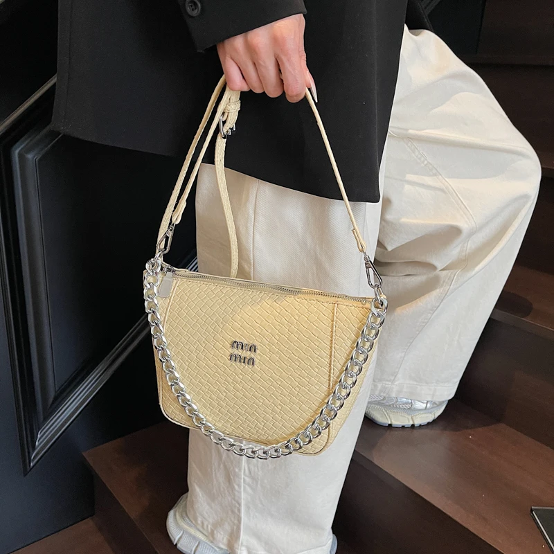 

Elegant Women's Leather Classic Fashion Designer Crossbody Tote Shoulder Bag Luxury Handbag For Daily Modern Chic Appearance