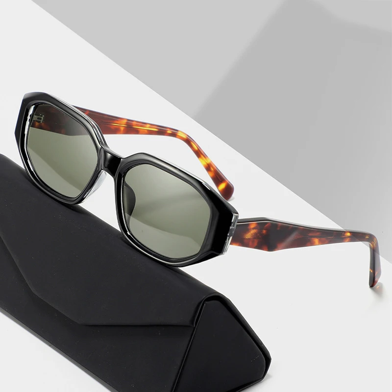 

Luxury Designer Women's Sunglasses Fashion Vintage Sun Glasses Female High Quality Narrow Frame Black Shades Retro Eyewear UV400