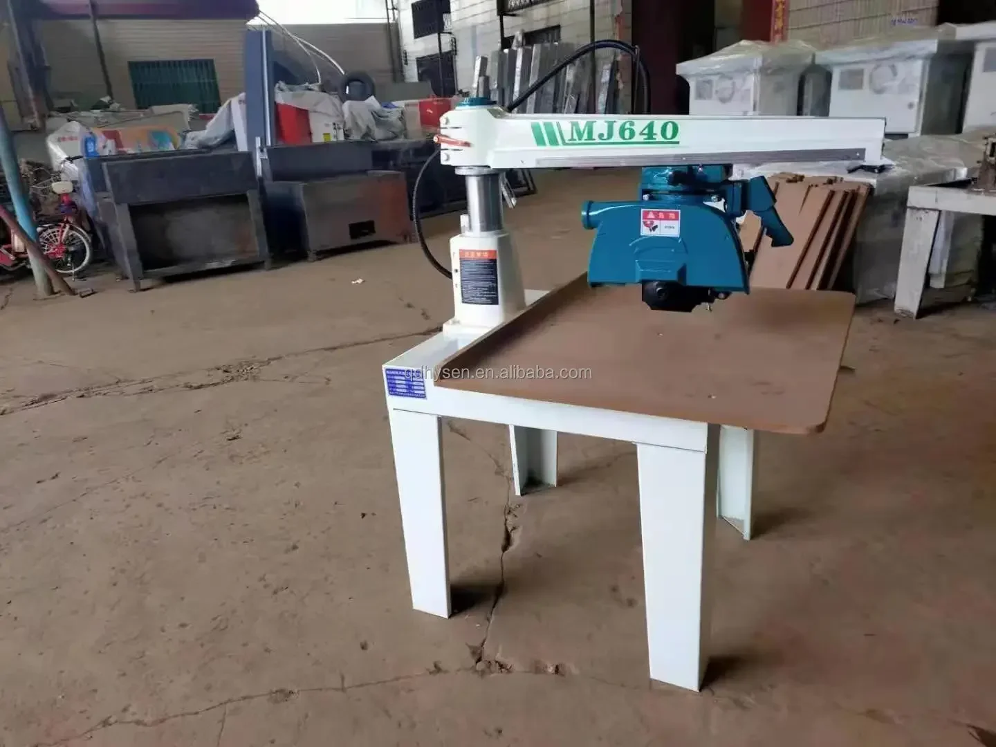 

-Hand Rocker Sawing Machine Radial Arm Saw Circular Arm Sling Saw Radial Price