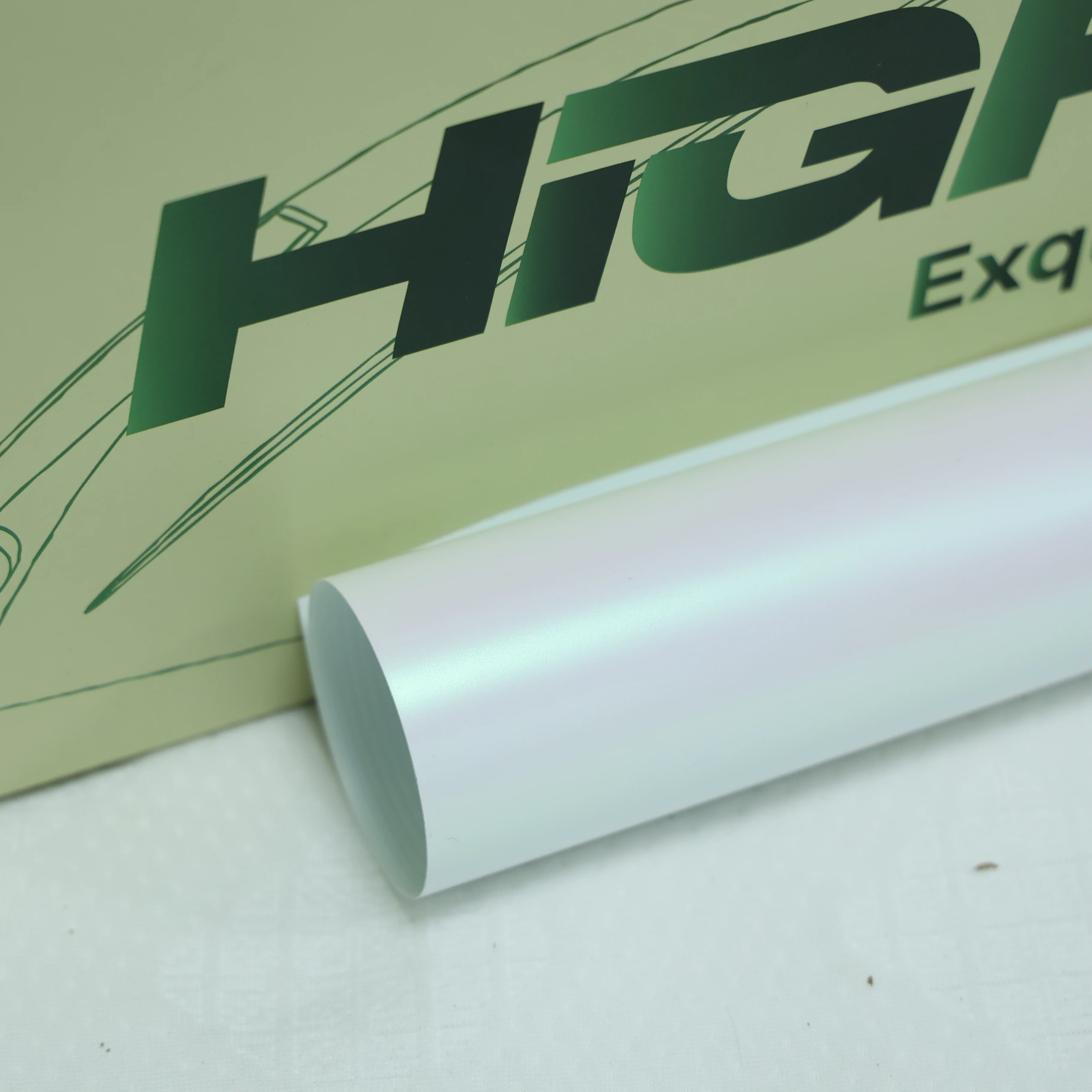 

Highcool 1.52*17m/roll 6.5Mil Thick Self-adhesive Dawn White Dumb Fade-proof Tint Car Automotive Vinyl Scratch-resistant Wraps