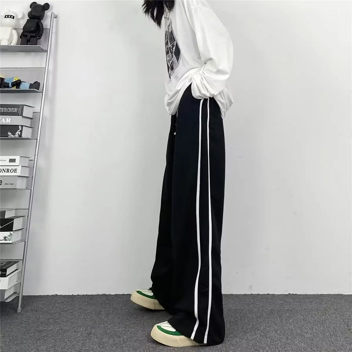 

Dopamine casual sports suit women's summer new fashionable new fashionableand beautiful short sleeved pants work pants casual
