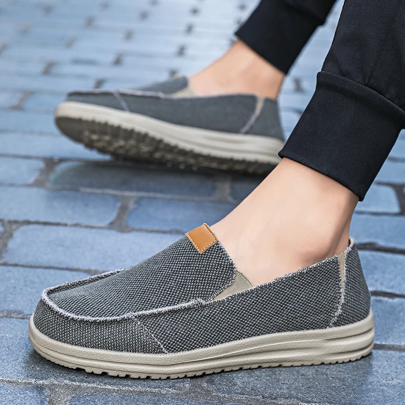 Men\'s Casual Canvas Shoes Men Loafers Breathable Slip on Flats Male Vulcanized Shoes Driving Shoes Sneakers Light Walking Shoes